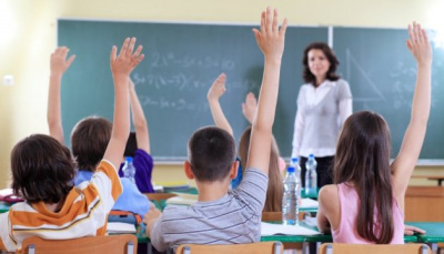 Вчителі у маленьких школах можуть залишитися без зарплати: на Буковині таких п'ять закладів