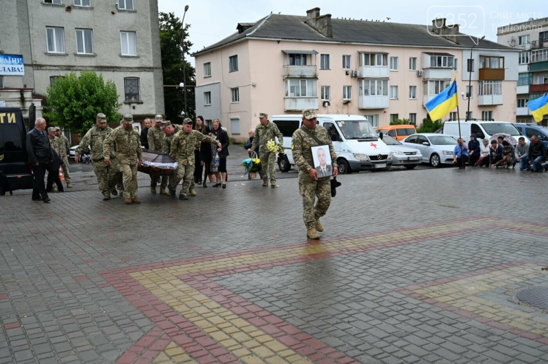 На Тернопільщині зустріли тіло полеглого воїна Остапіва Юрія (ФОТО)