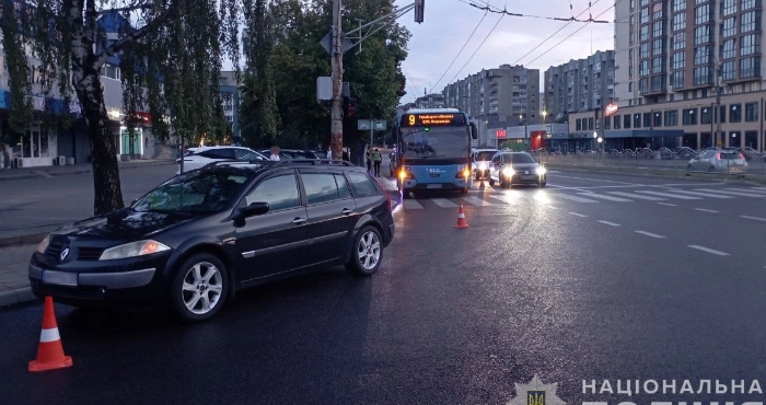 У Луцьку зіштовхнулися маршрутка та легковик