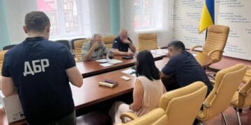 Посадовці ДСНС на Львівщині отримали підозру за куплену техніку, в якій не було потреби