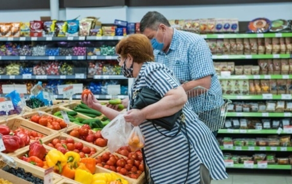 Держстат зафіксував зниження цін на продукти харчування