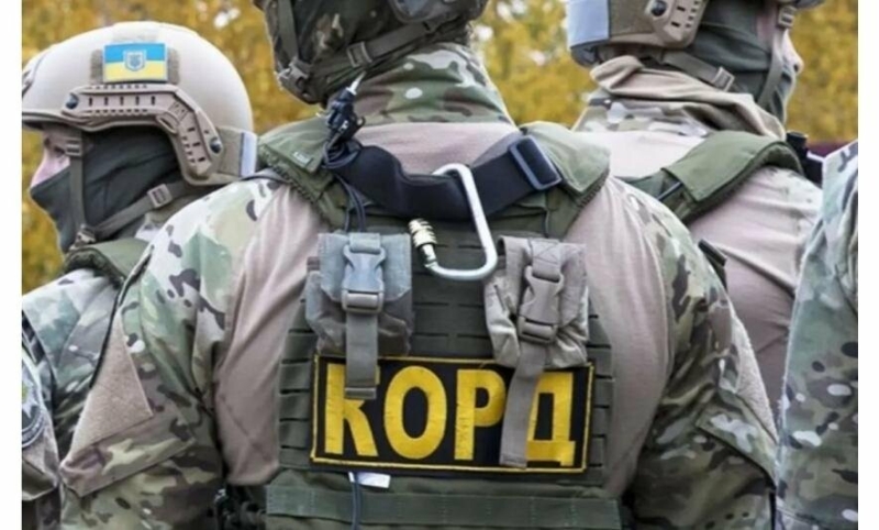 В сусідній Тернопільщині - справжній трилер: чоловік вбив двох людей і намагався застрелити матір (ФОТО)