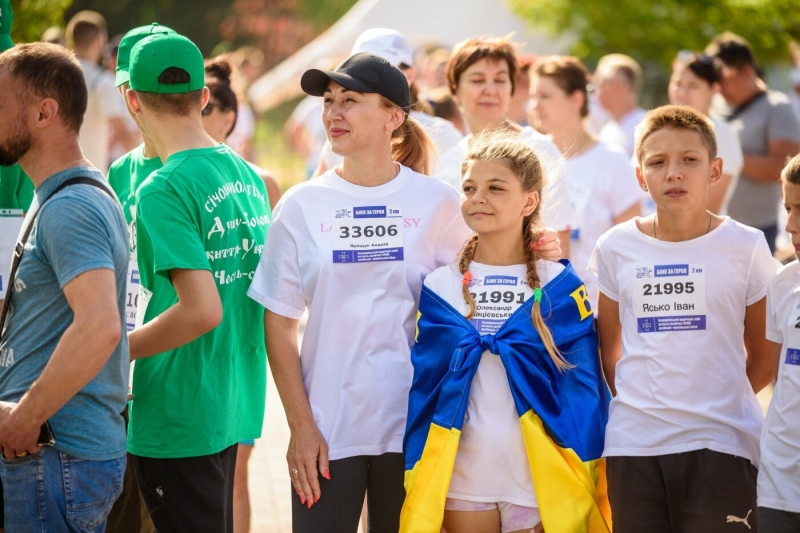 Біжу за Героїв: в Запоріжжі відбувся пробіг в пам'ять полеглих захисників, - ФОТО