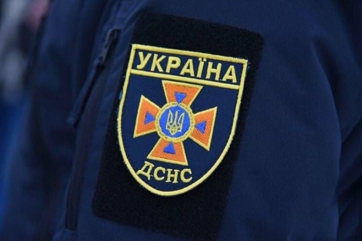 У Запоріжжі через необережне поводження з вогнем загорівся будинок