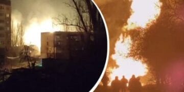 Палають газові мережі та лікарня: росіяни масовано вдарили по Херсону