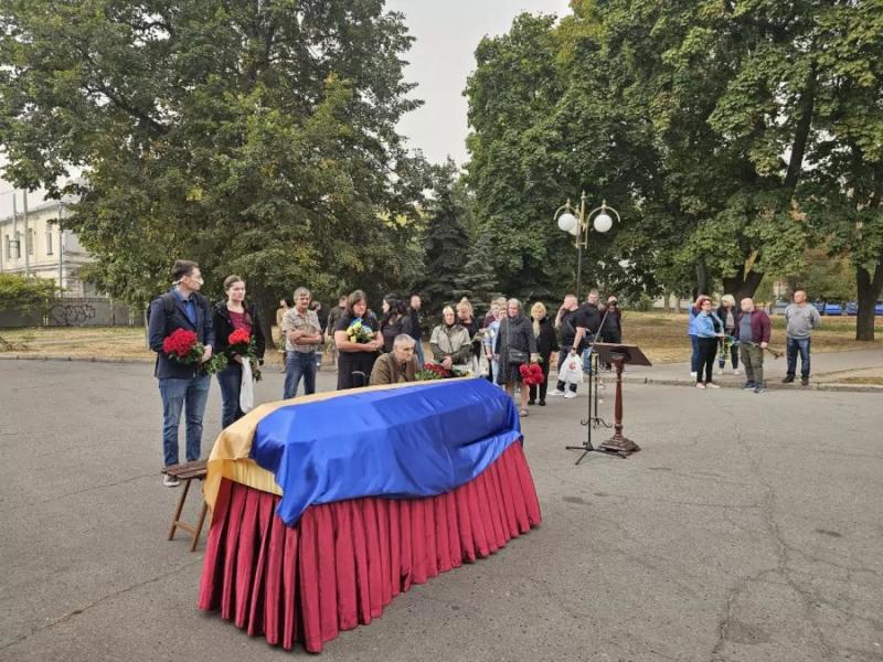 У Полтаві попрощалися з померлою військовою Аллою Толкуновою