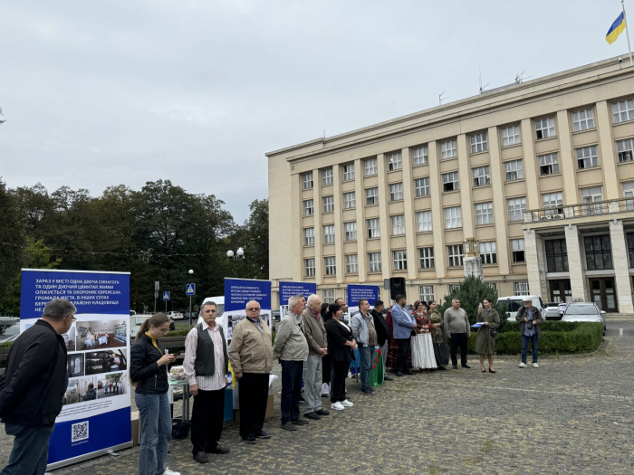 В Ужгороді представили «Минуле та сучасність національних меншин Закарпаття»