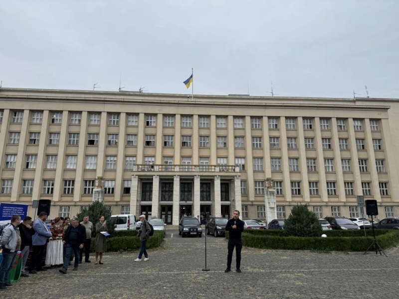 В Ужгороді представили «Минуле та сучасність національних меншин Закарпаття»