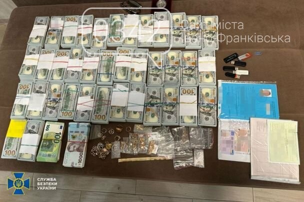 У однієї з керівниць МСЕК знайшли російський паспорт - СБУ