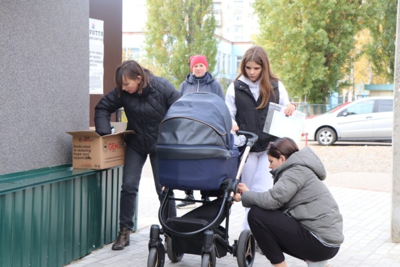 Набори від GEM для родин з дітьми до п’яти років і вагітних є в наявності в трьох пунктах видачі