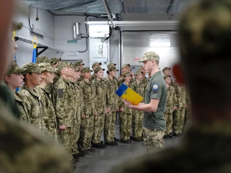  У День захисників і захисниць України учні військового ліцею в Полтаві склали присягу