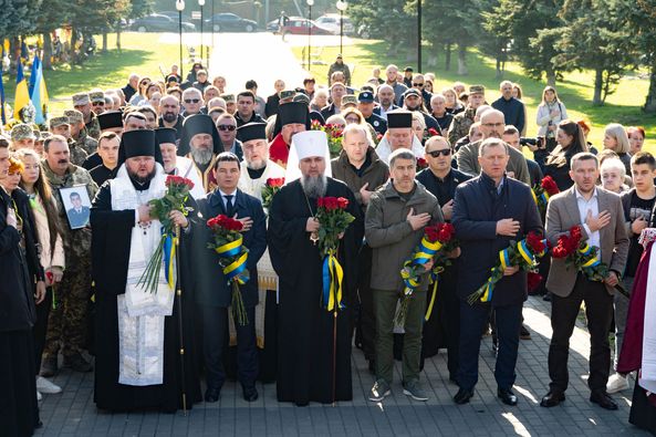 Предстоятель ПЦУ Епіфаній звершив сьогодні в Ужгороді на Пагорбі Слави Заупокійну літію за полеглими воїнами