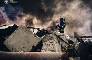 Є постраждалий та руйнування: фото наслідків обстрілу Київщини