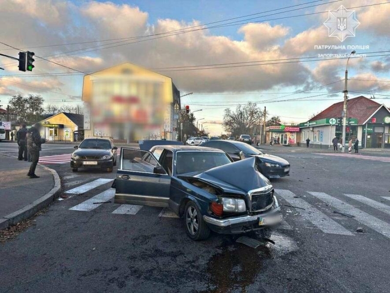 У Запоріжжі ускладнено рух транспорту через ДТП