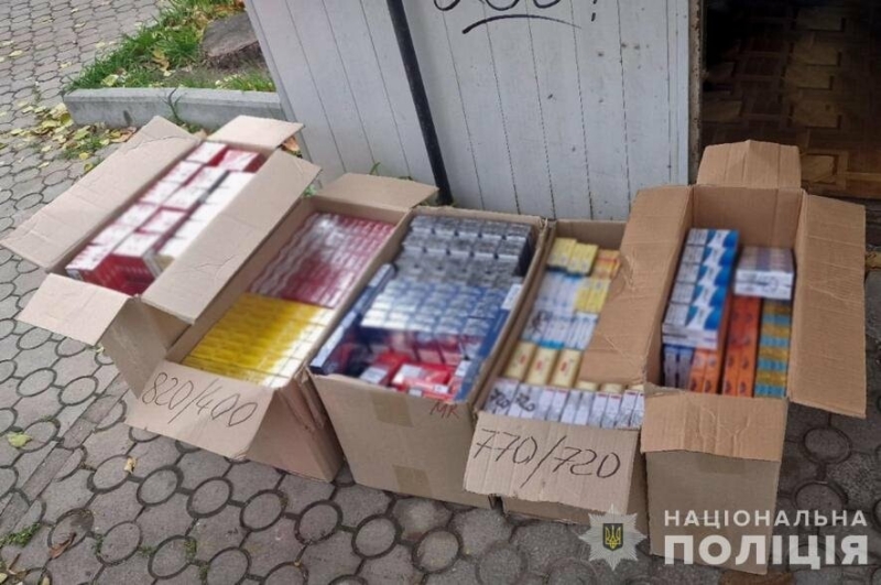 У Запоріжжі поліція вилучила контрафактні цигарки на 100 тисяч гривень