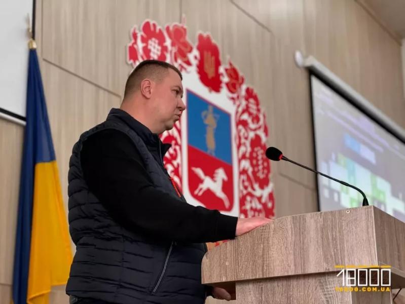 Черкаський депутат заявив про побори в місцевій гімназії