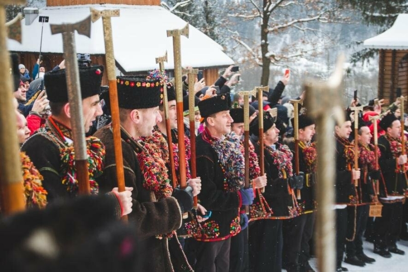 У Криворівні зазвучала традиційна гуцульська різдвяна коляда (ВІДЕО)