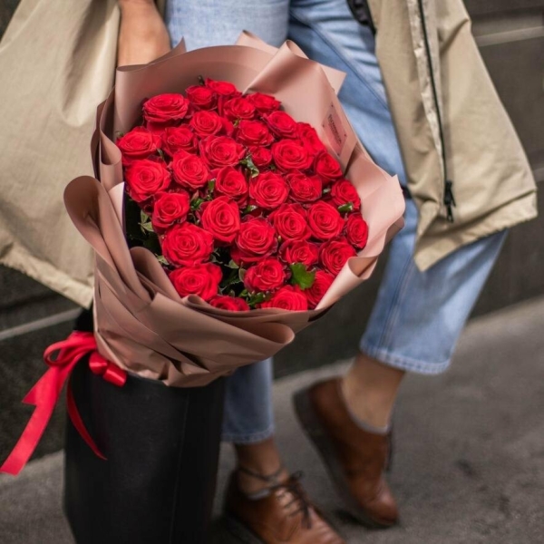 Flowers.ua – сервіс доставки квітів та подарунків у Хмельницькому та всій Україні