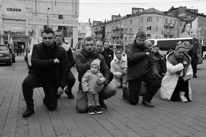 Поховали воїна з Луцька Сергія Мезенцева