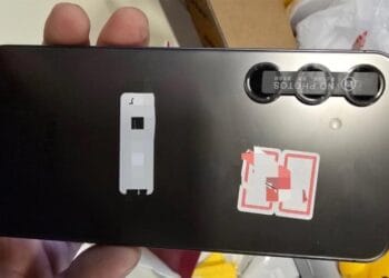 Samsung Galaxy S25 Plus на фото «засвітив» щось схоже на кнопку камери iPhone