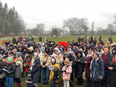 У Чернівцях встановили світовий рекорд з  наймасовішого виконання колядки - фото