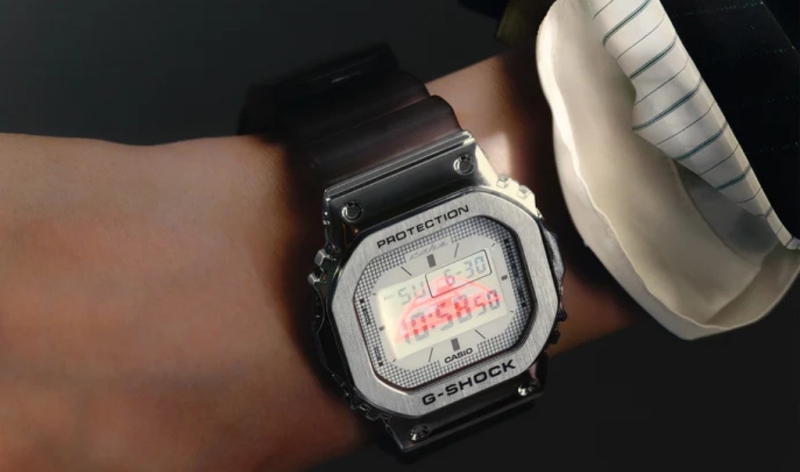 C2H4 x Casio анонсували обмежений випуск годинника GM-5600 "The Space Age"