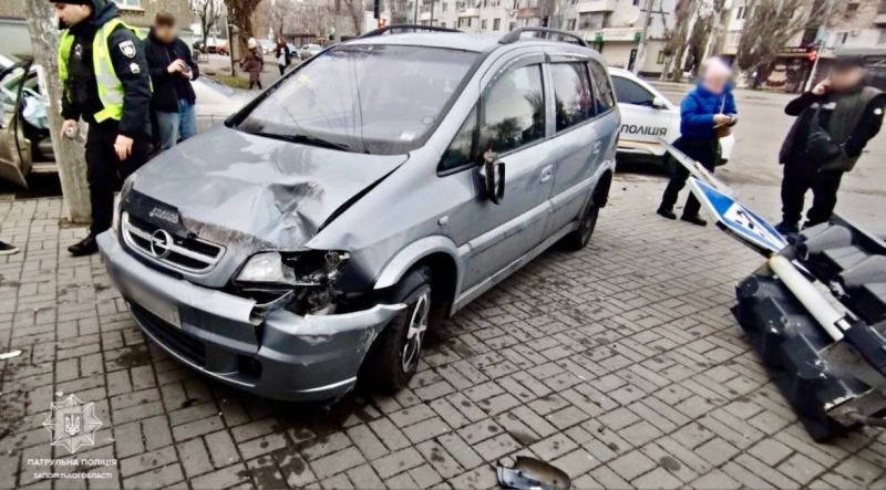 У центрі Запоріжжя сталася подвійна ДТП