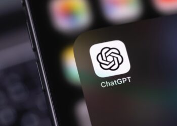 OpenAI додала функцію Tasks в ChatGPT — і тепер чатбот може написати вам першим