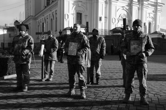 Поховали трьох військових з Луцька, які загинули у боях на Донеччині