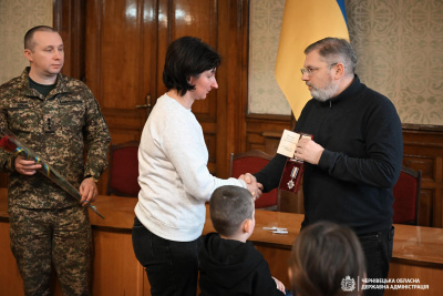 Шістьох нацгвардійців із Буковини посмертно нагородили орденами - фото