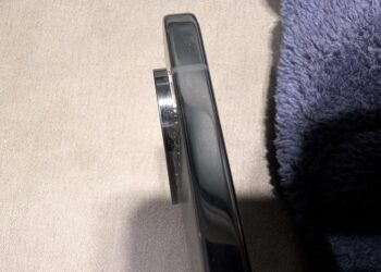 У Google Pixel 9 Pro відвалився блок камер — і це не вперше