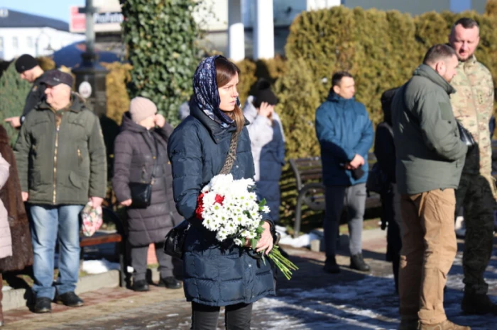 У Луцьку в останню дорогу провели двох захисників