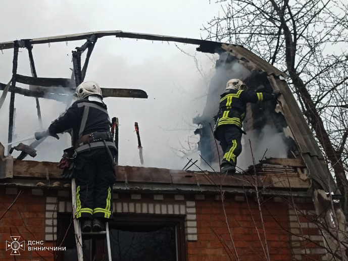 У Вінниці під час пожежі на дачах постраждав чоловік