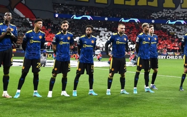 Манчестер Юнайтед розірвав контракт з Аерофлотом Манчестер Юнайтед розірвав контракт з Аерофлотом