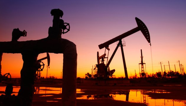 Ціни на нафту стабілізувалися - ринок спостерігає за розвитком ситуації довкола України