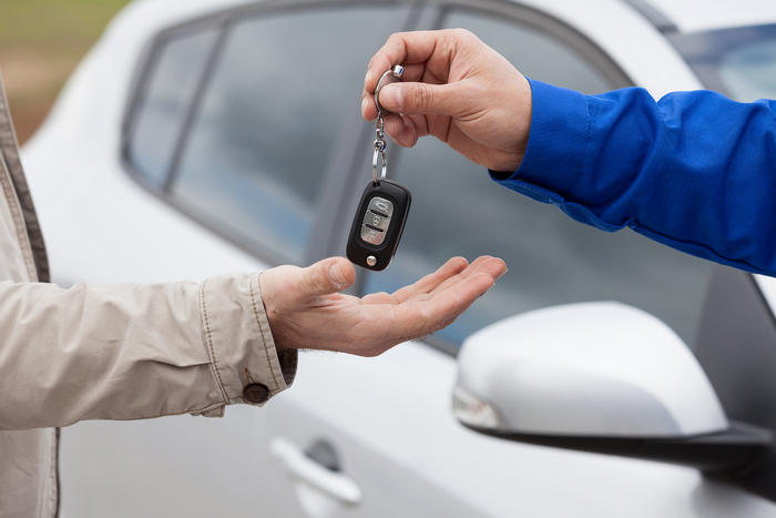 Перереєстрація авто повертається: МВС відновило реєстраційні послуги