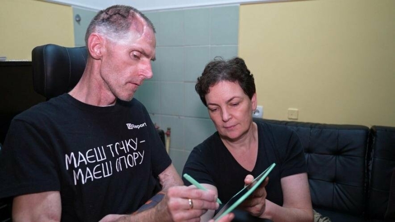 "Медики казали, що з такими травмами не живуть": історія пораненого бійця з Тернопільщини