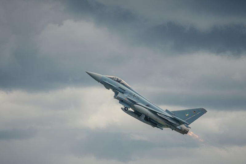 Британські літаки могли б патрулювати небо над Україною – The Times