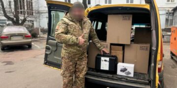 Від Житомирської громади на фонт передали військове обладнання