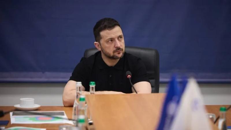 Зеленський: Росіяни мають відійти мінімум на лінію повномасштабного вторгнення, це буде успіх Трампа