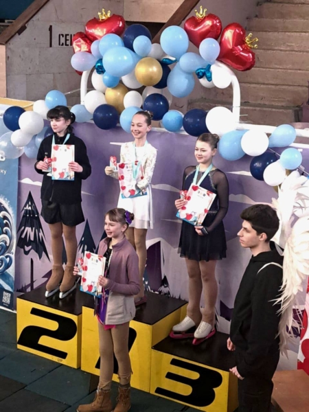 Калуські фігуристки вибороли сім медалей на Всеукраїнських змаганнях (ФОТО)