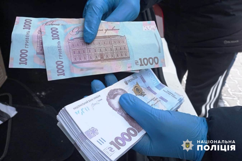 На Вінниччині поліція затримала депутата міської ради на хабарі у понад 100 000 гривень