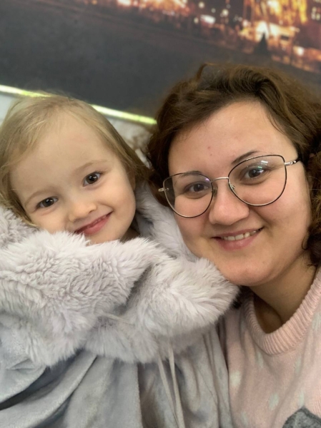 Немовлята війни: Історії дітей народжених у блокадному Маріуполі у 2022 році та їхніх батьків