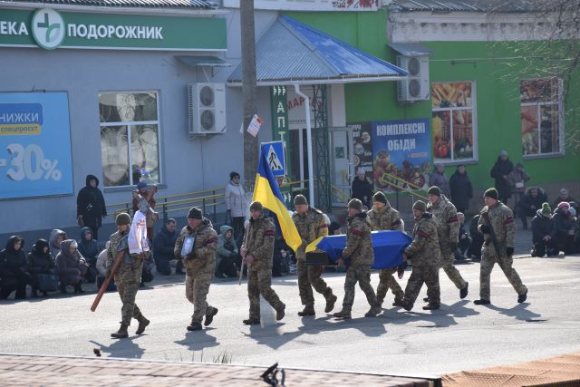 Новосанжарська громада попрощалася із Захисником України