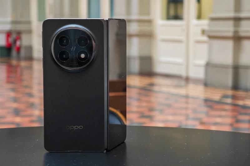 Oppo Find N5: регулятор розкрив характеристики «найтоншого у світі» смартфона