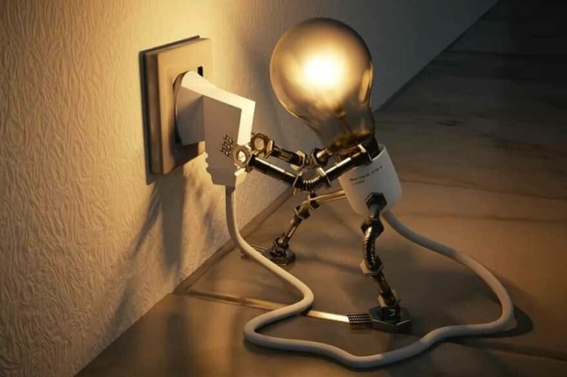 Планові відключення: хто із миколаївців завтра буде без світла