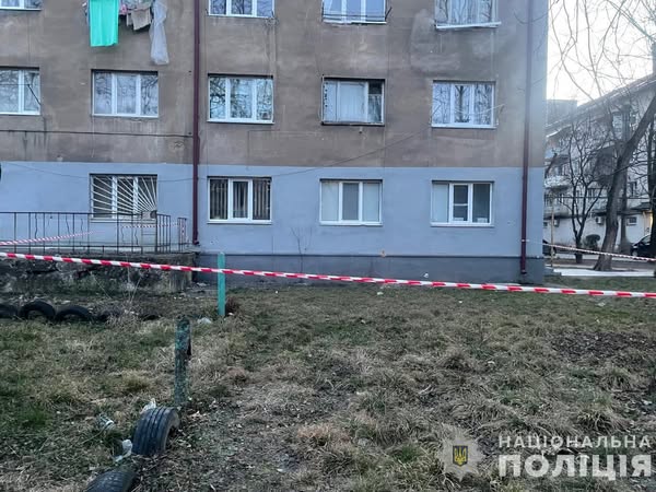 Поліція встановлює обставини вибуху в Ужгороді