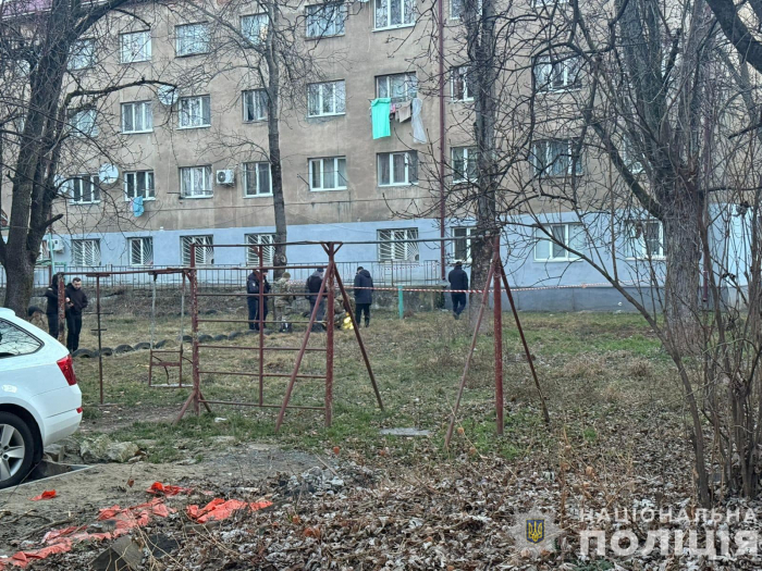 Поліція встановлює обставини вибуху в Ужгороді