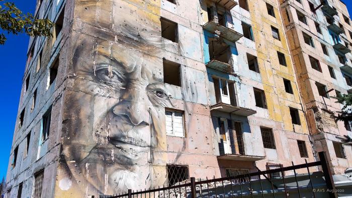 Померла вчителька з відомого муралу в Авдіївці на Донечині