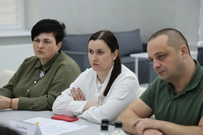 Посадовці та правоохоронці Луцька провели перше у році засідання з протидії насильству